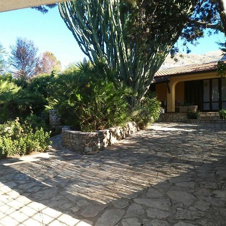 カステッランマーレ・デル・ゴルフォ Villino Dei Gabbianiヴィラ エクステリア 写真