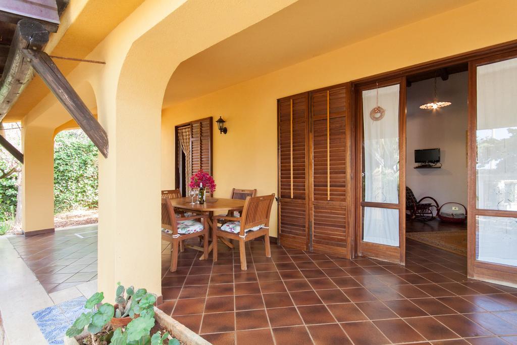 カステッランマーレ・デル・ゴルフォ Villino Dei Gabbianiヴィラ 部屋 写真