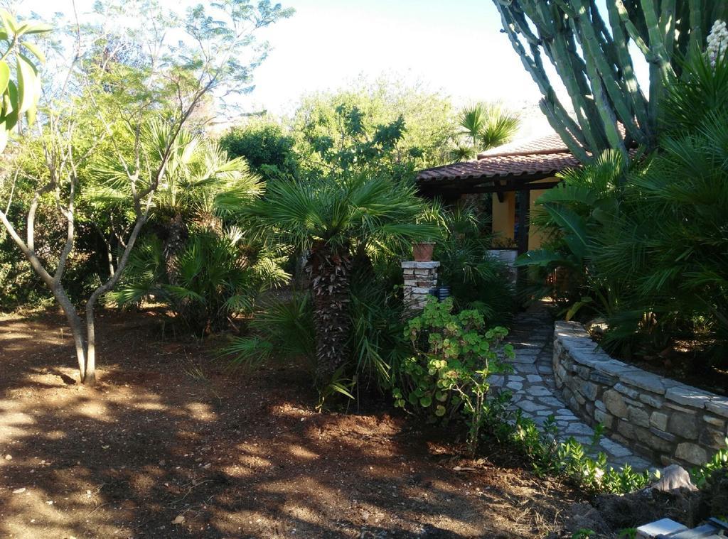 カステッランマーレ・デル・ゴルフォ Villino Dei Gabbianiヴィラ エクステリア 写真